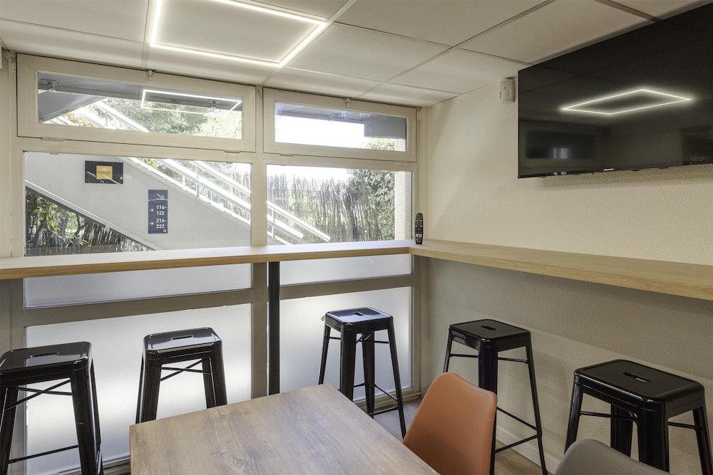 Premiere Classe Toulon - La Seyne sur Mer 33/50