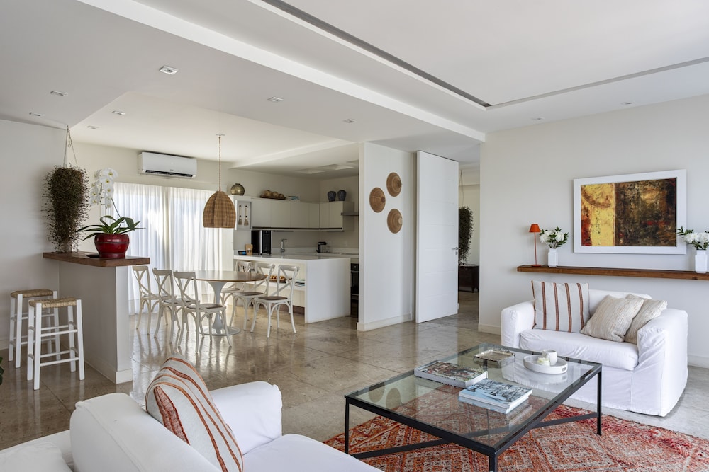 Casas Brancas Boutique Hotel Spa 58/79