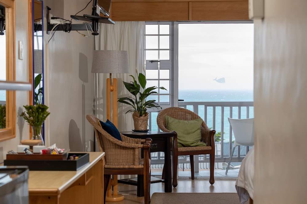 Aire del Mar Guest House 5/42