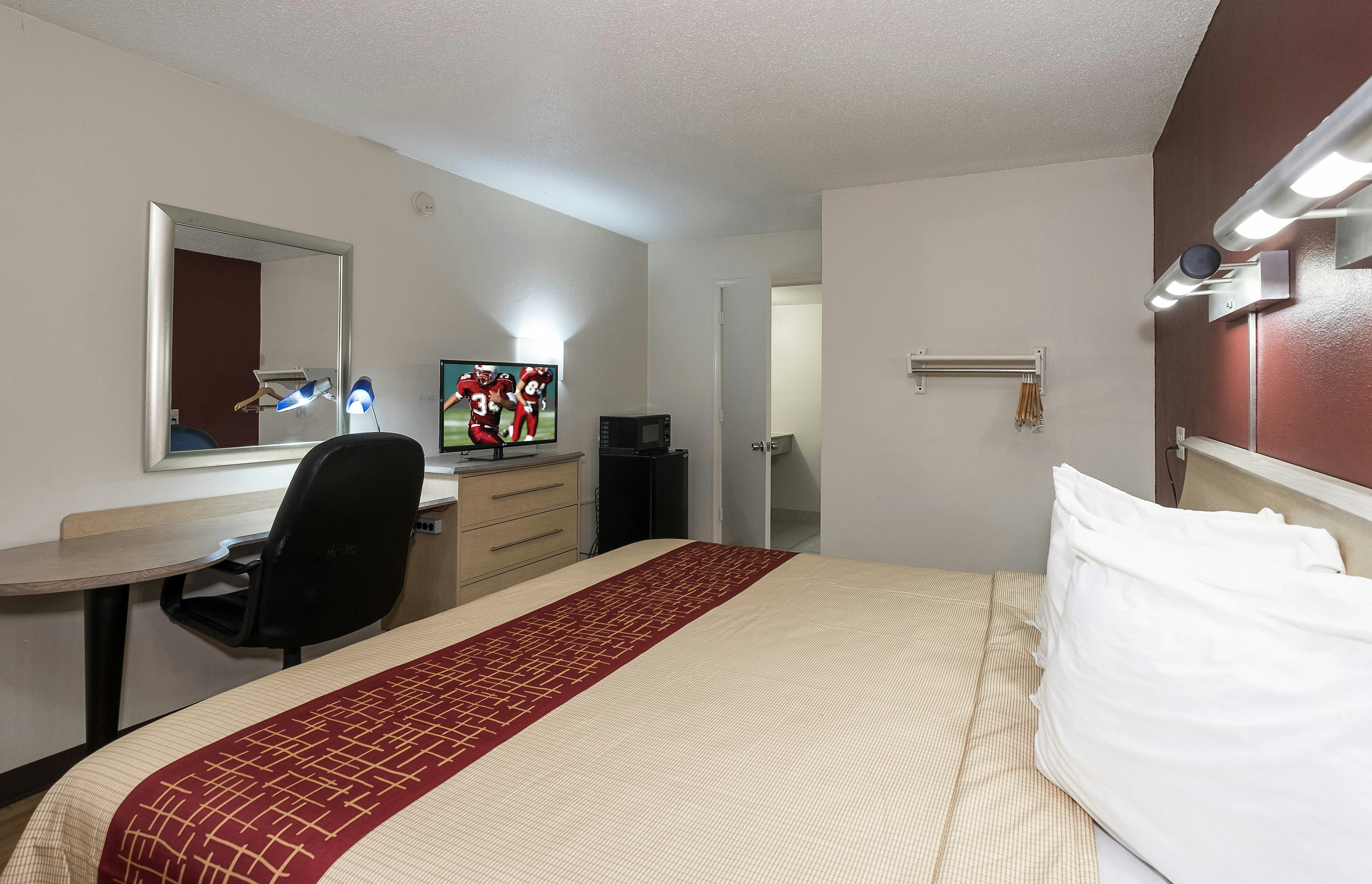 Red Roof Inn Hagerstown - Williamsport, MD 18/31