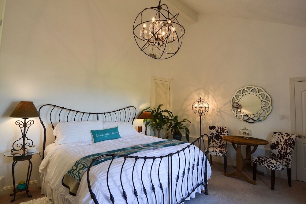 Casa Del Sol Bed And Breakfast 16/68