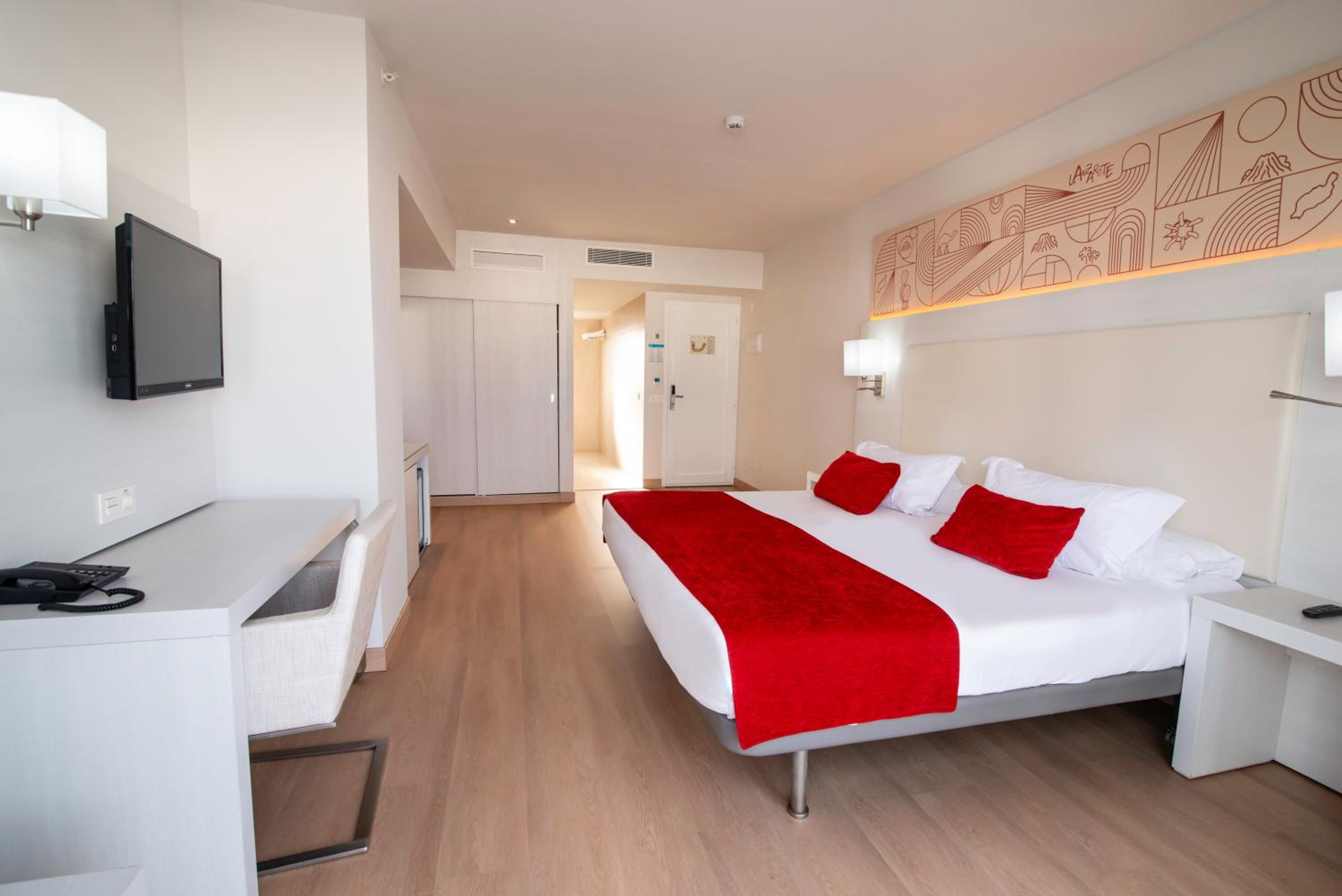 BASIC, DOUBLE BED