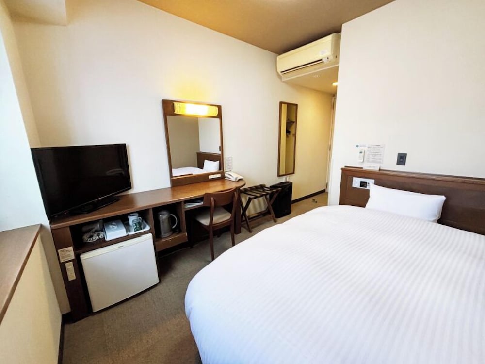 HOTEL ROUTE-INN Nanao Ekihigashi 9/40
