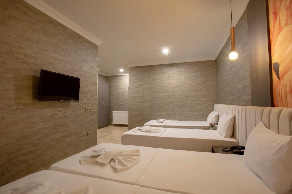 La Vie Suit Otel 10/28