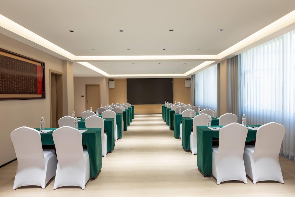 Days Inn by Wyndham Lincang Shuangjiang 15/16