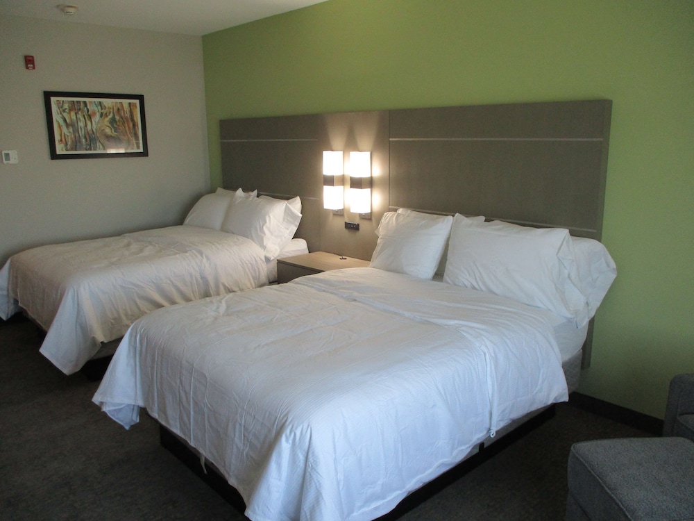 La Quinta Inn & Suites by Wyndham Jackson/Cape Girardeau 11/51