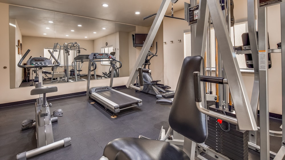 Best Western Plus Battle Ground Inn & Suites 25/36