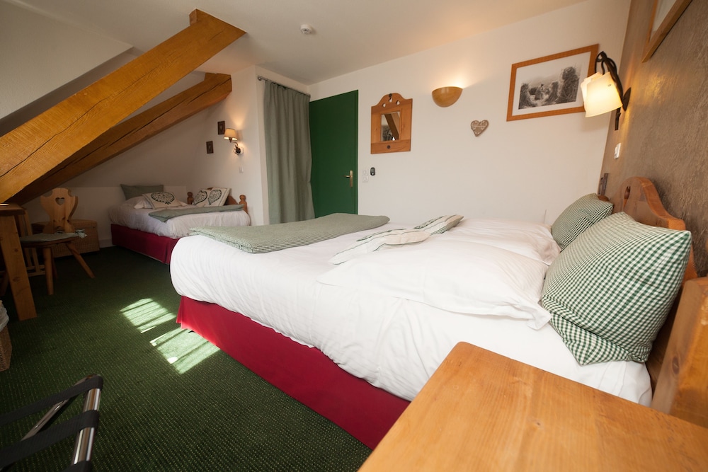 Hotel the Originals Des Princes Chambery 34/77