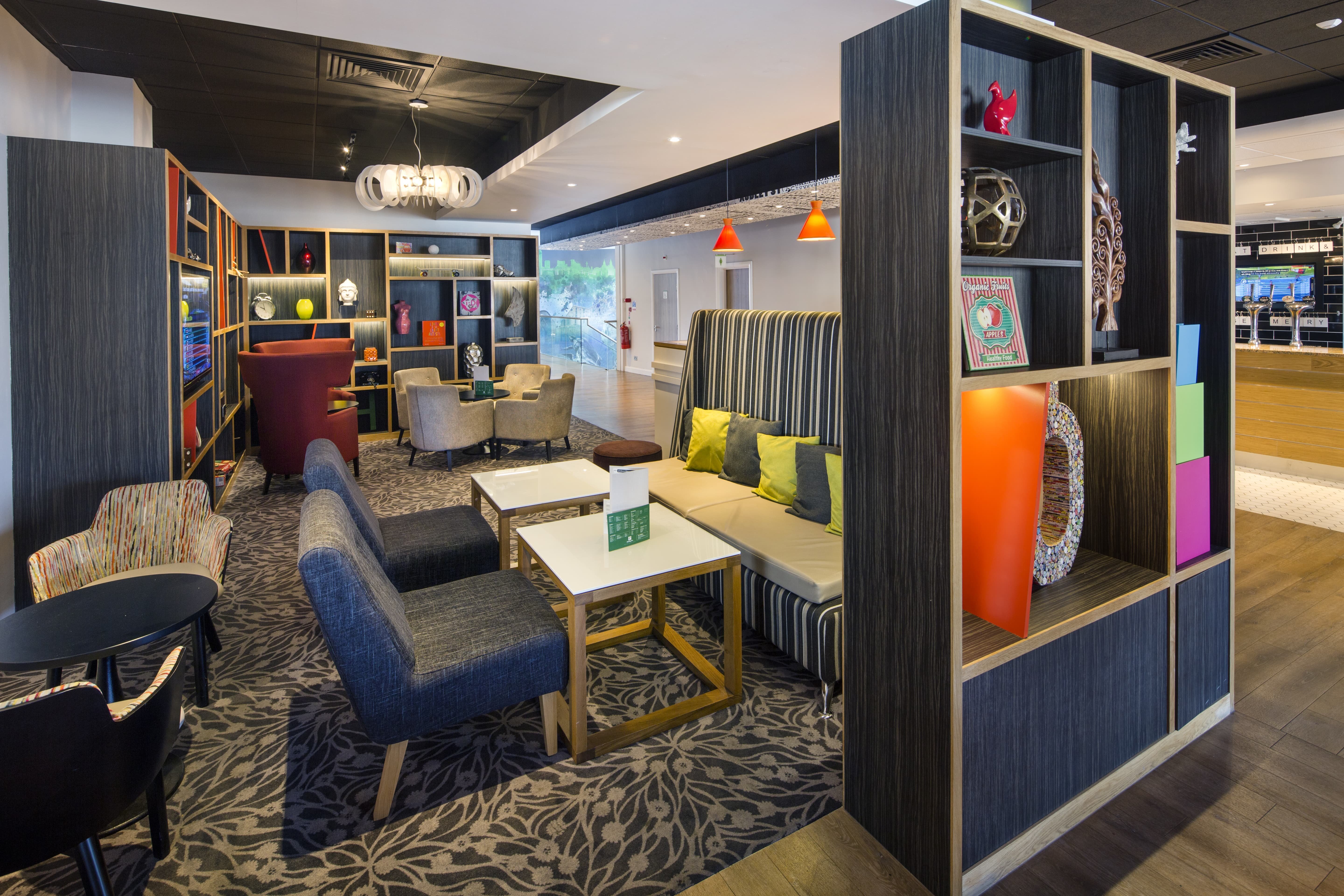 HOLIDAY INN LIVERPOOL 27/50