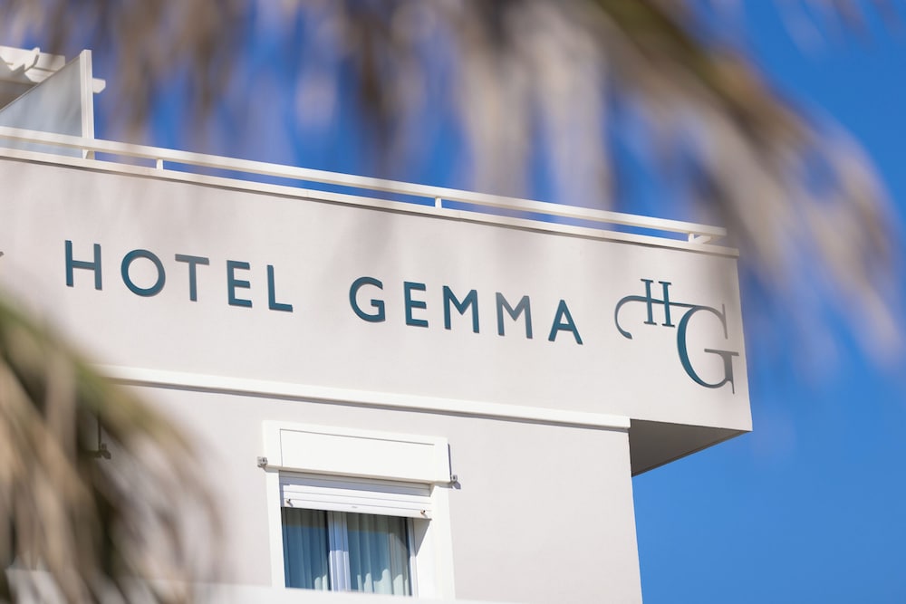 Hotel Gemma 3/50