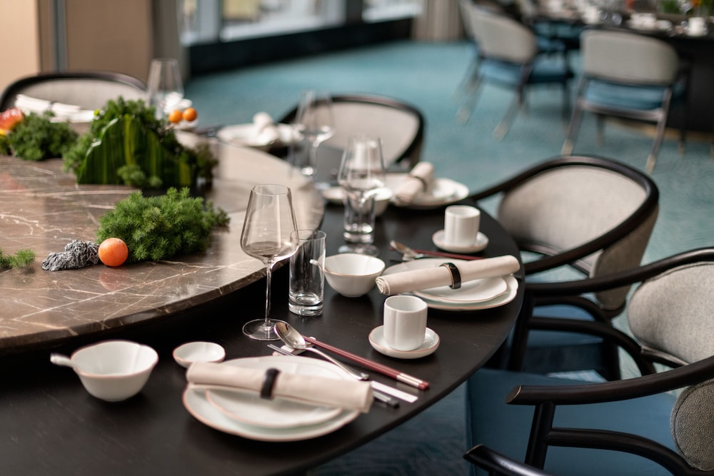 Shangri-La Putian 37/50