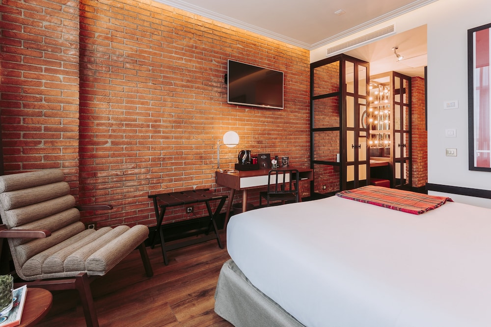 Only You Hotel Atocha 30/70