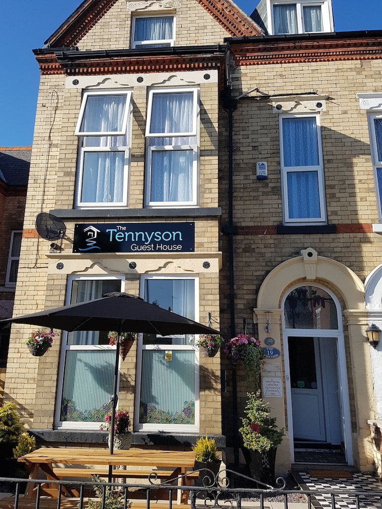 The Tennyson 1/30