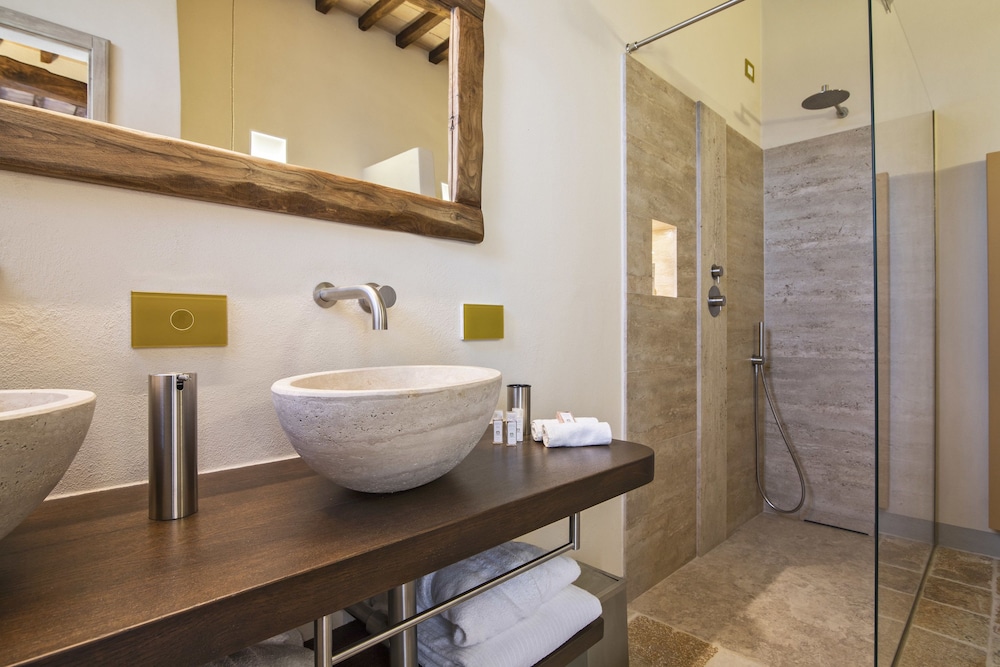 Capanna Suites 46/50