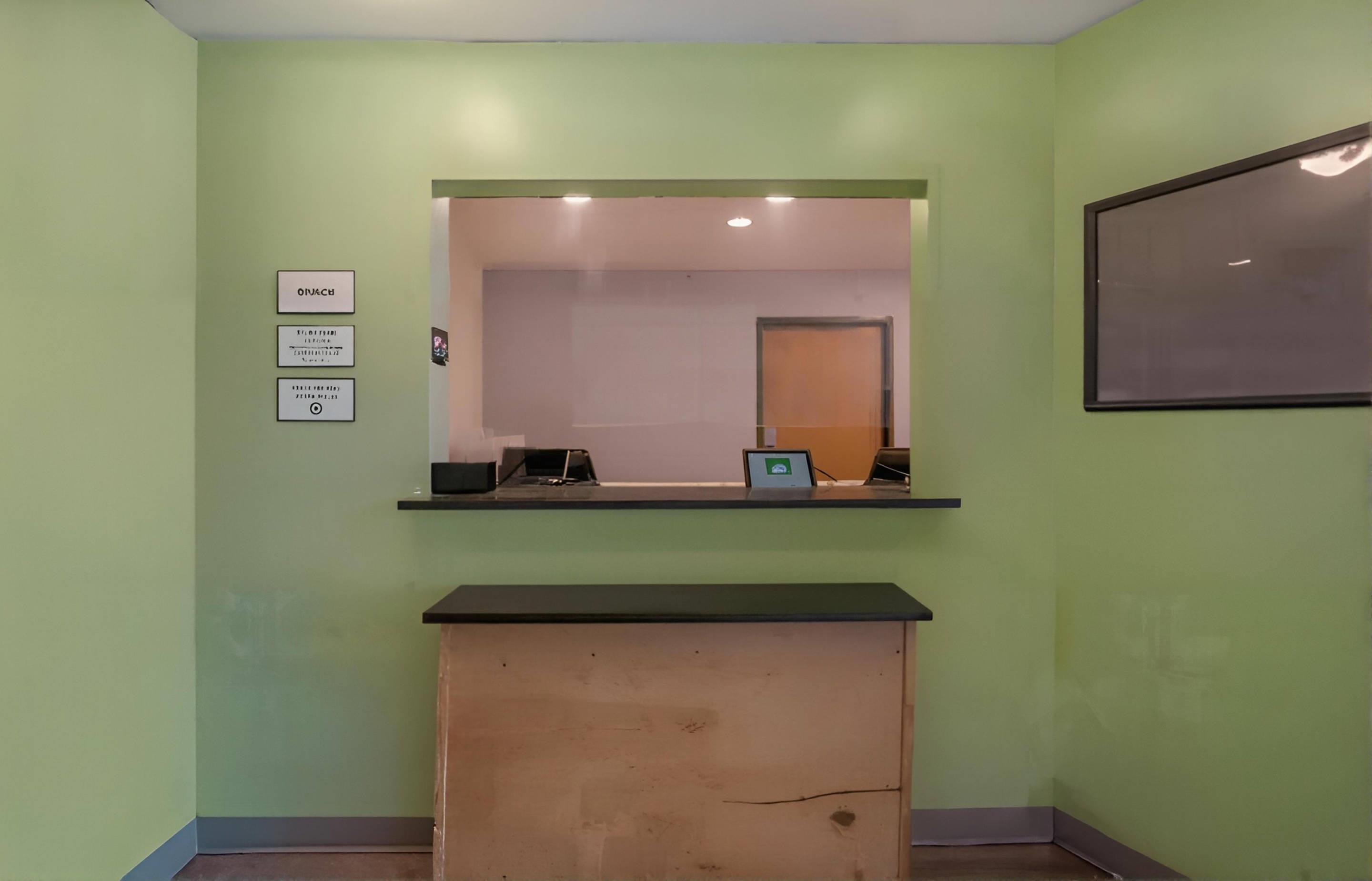 WoodSpring Suites Bentonville 7/38