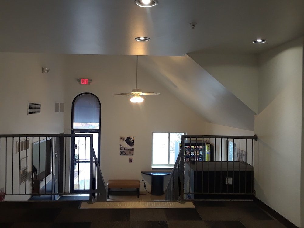 Welcome Suites Hazelwood Extended Stay Hotel thumb 4