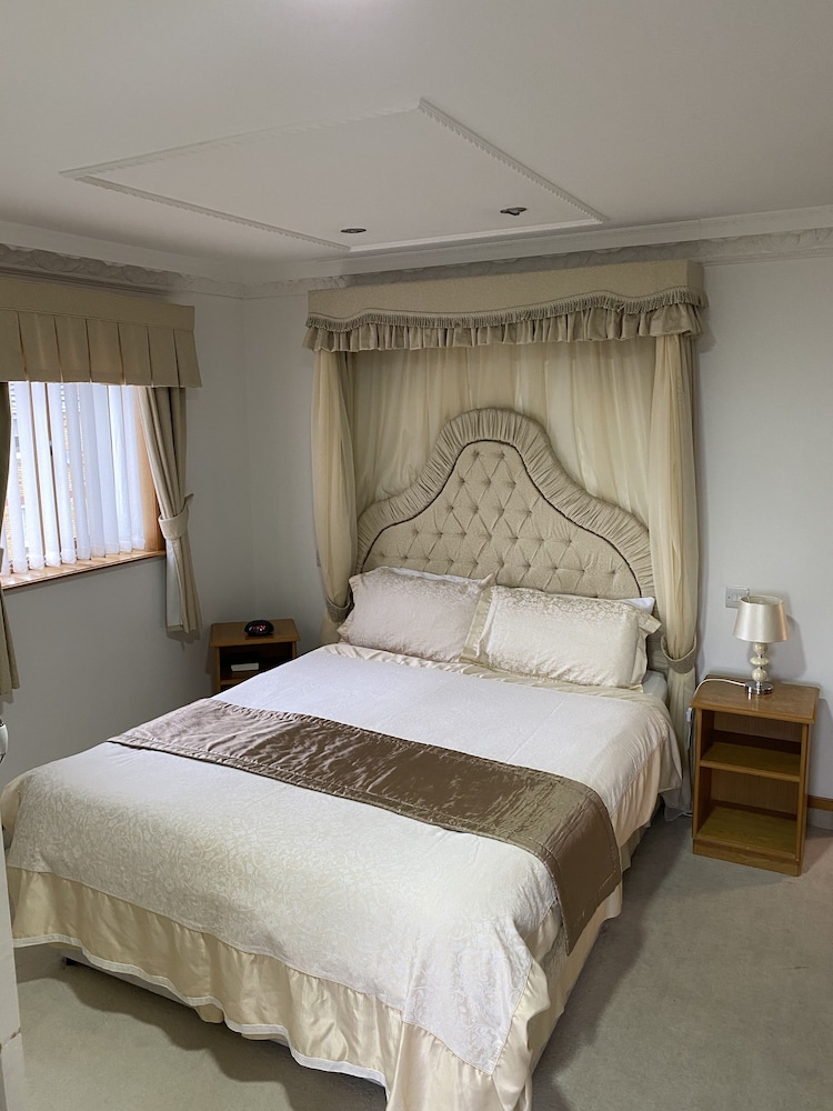 Bessemer Hotel 16/50
