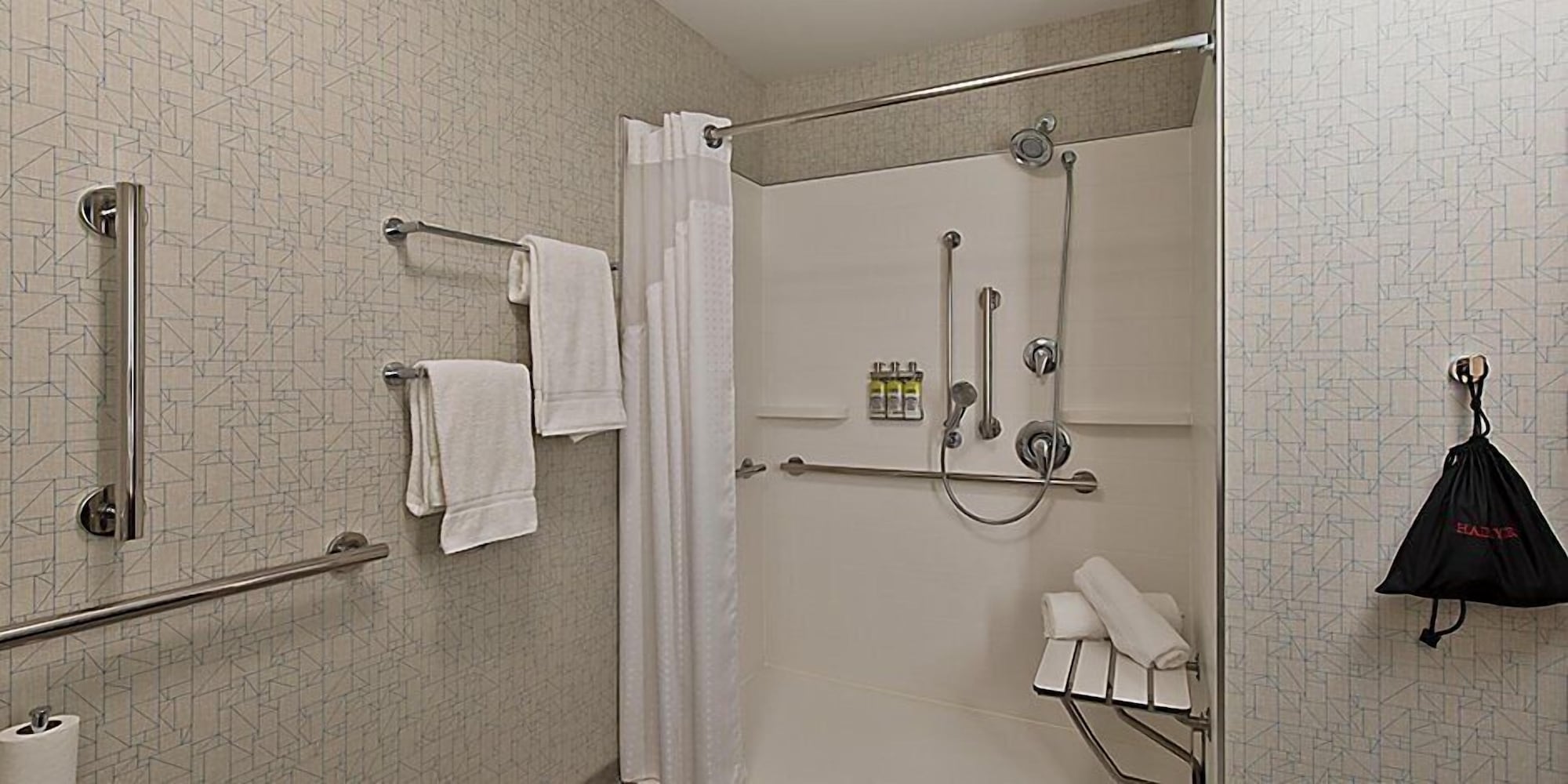 غرفة قياسية بسريرين كوين لذوي الإعاقة، Holiday Inn Express Suites Portland Airport Cascade Stn 3/4