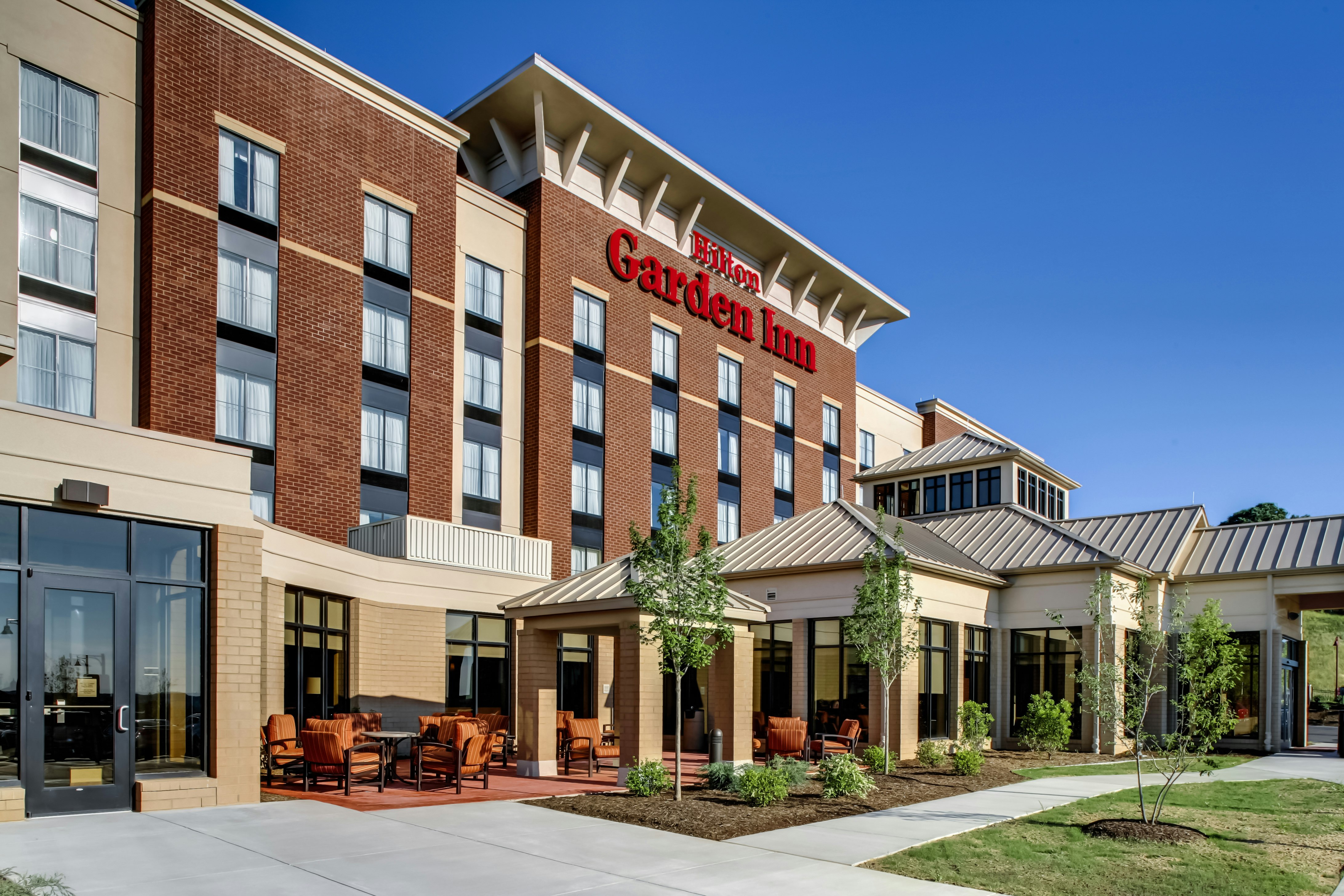 Hilton Garden Inn Pittsburgh/Cranberry 42/43