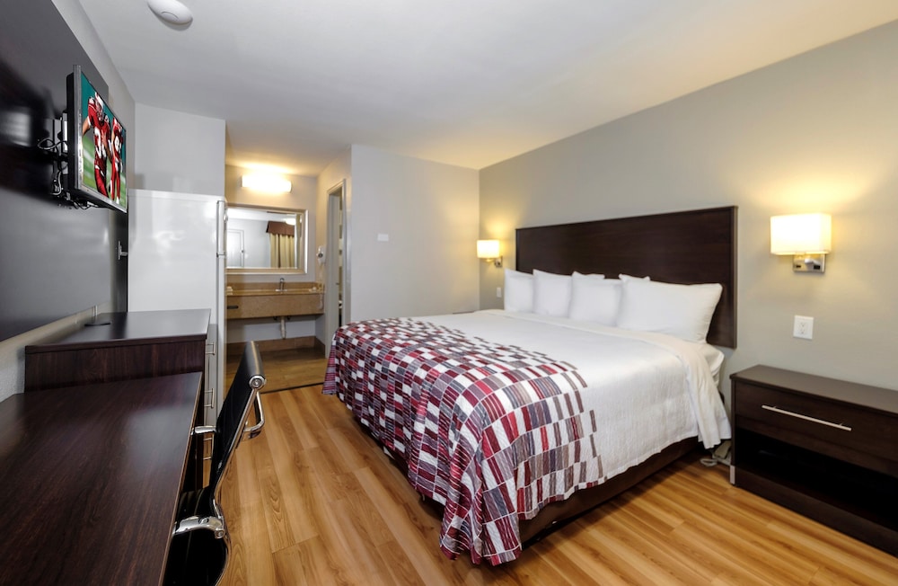Red Roof Inn Arlington (ex Knights Inn Arlington ) 12/20