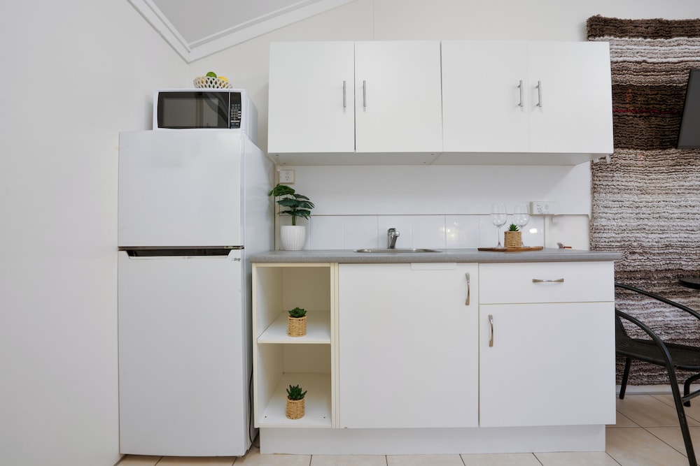 Tasman Holiday Parks - Torquay Palms 50/50