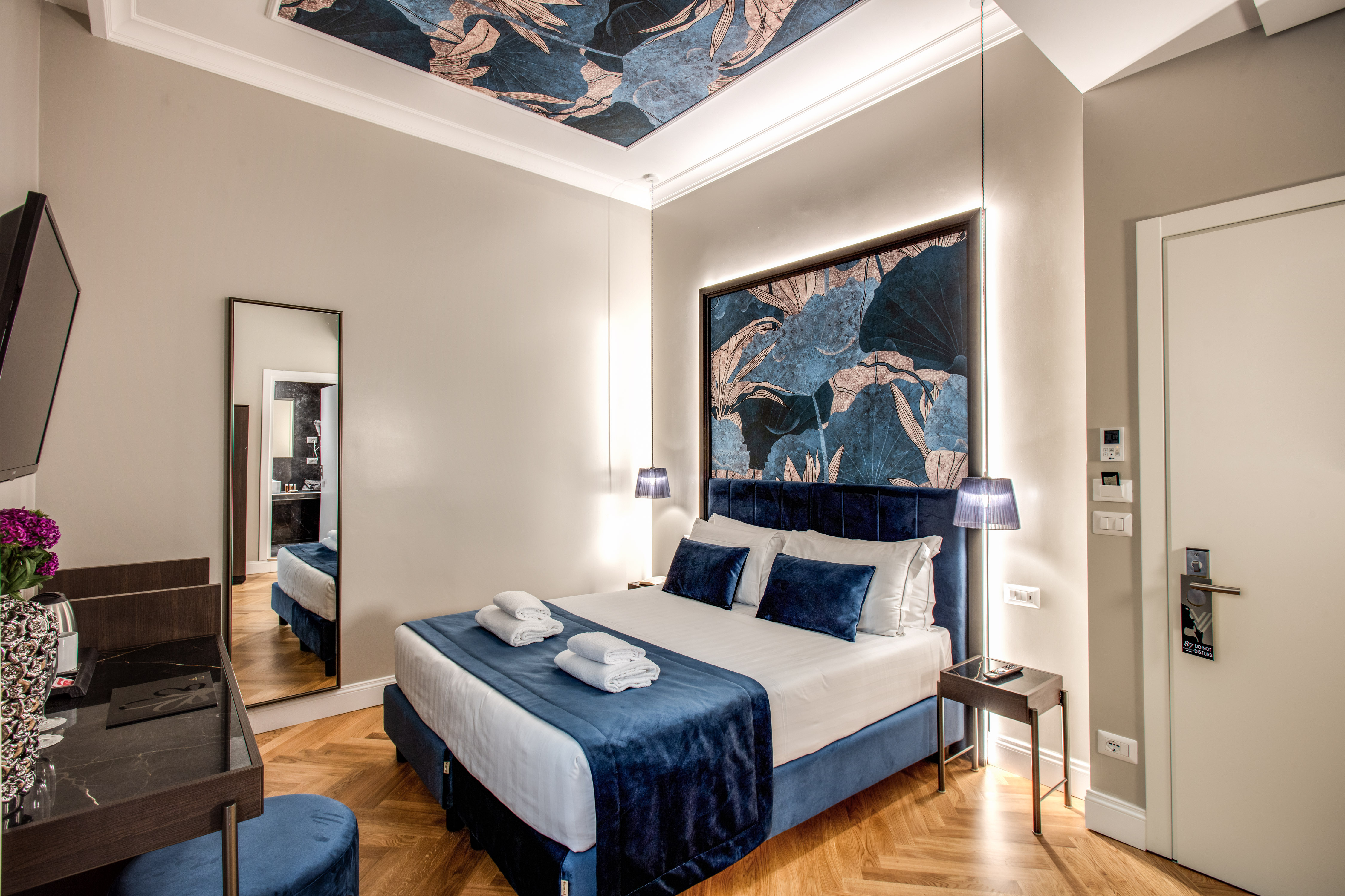 Smart, Standard, Double Bed