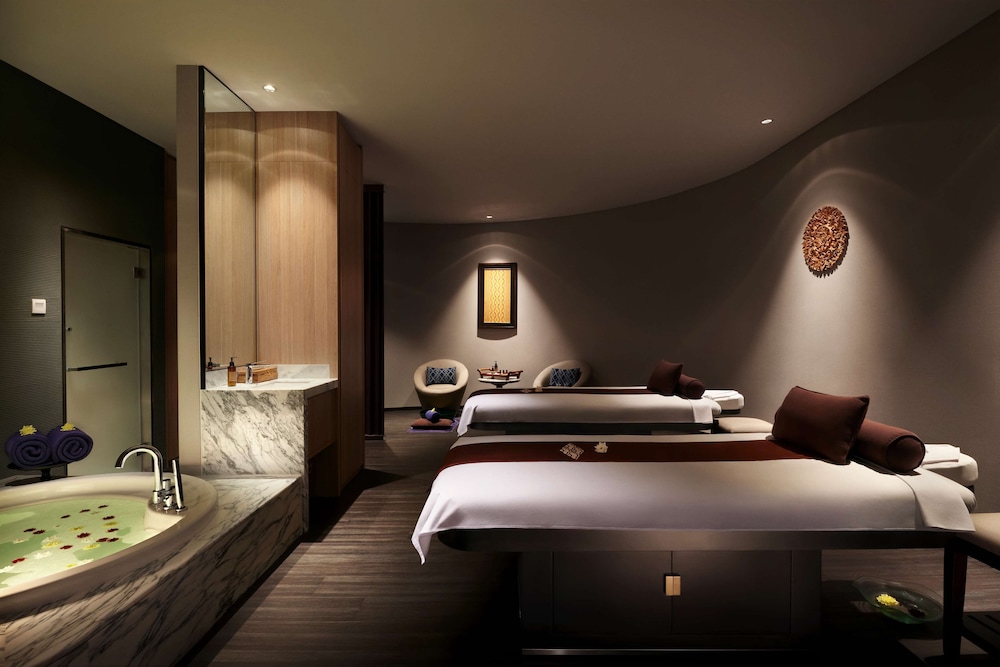Doubletree By Hilton Putrajaya Lakeside 23/49