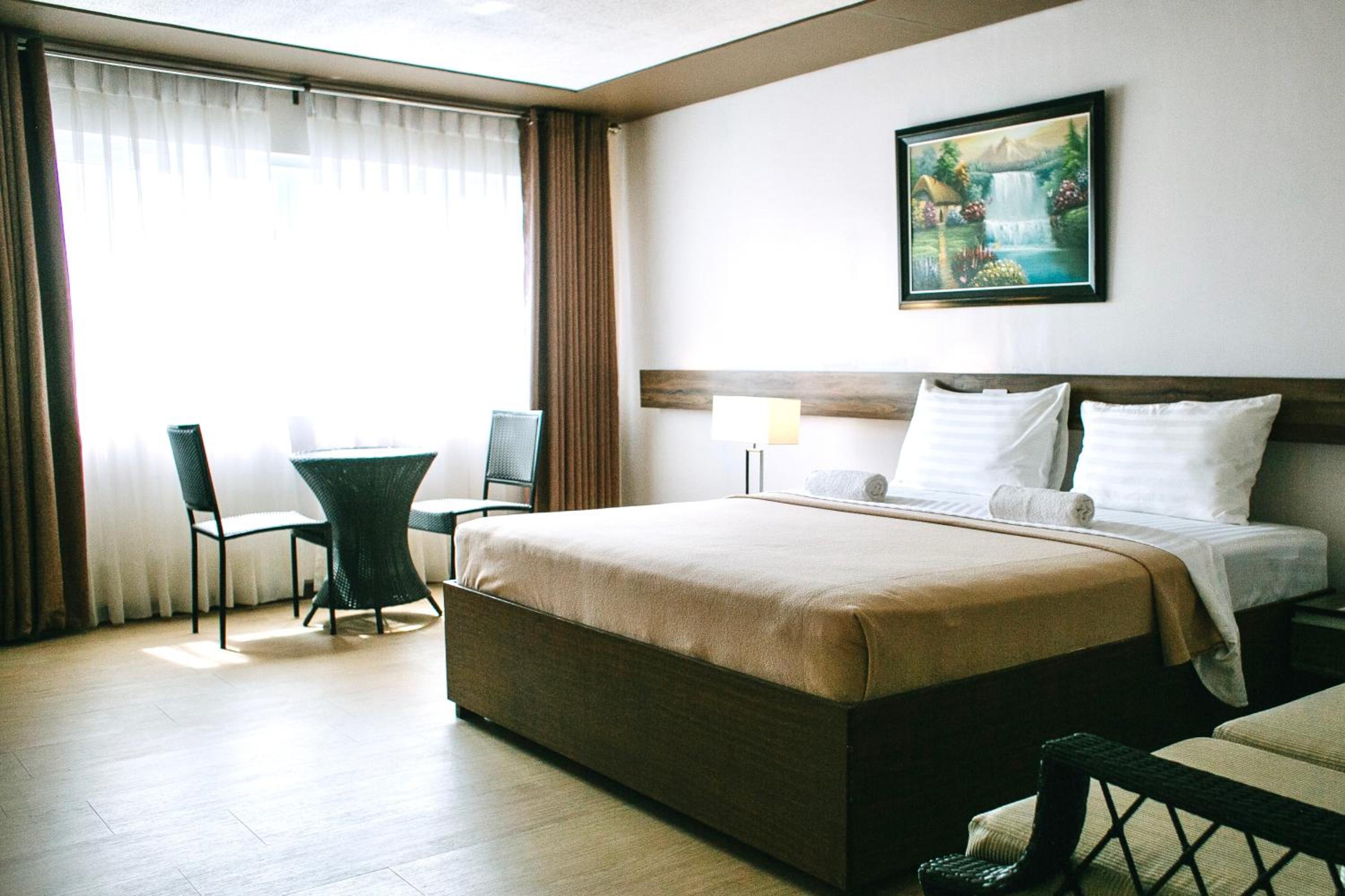 جناح مفرد، Leope Hotel 2/2