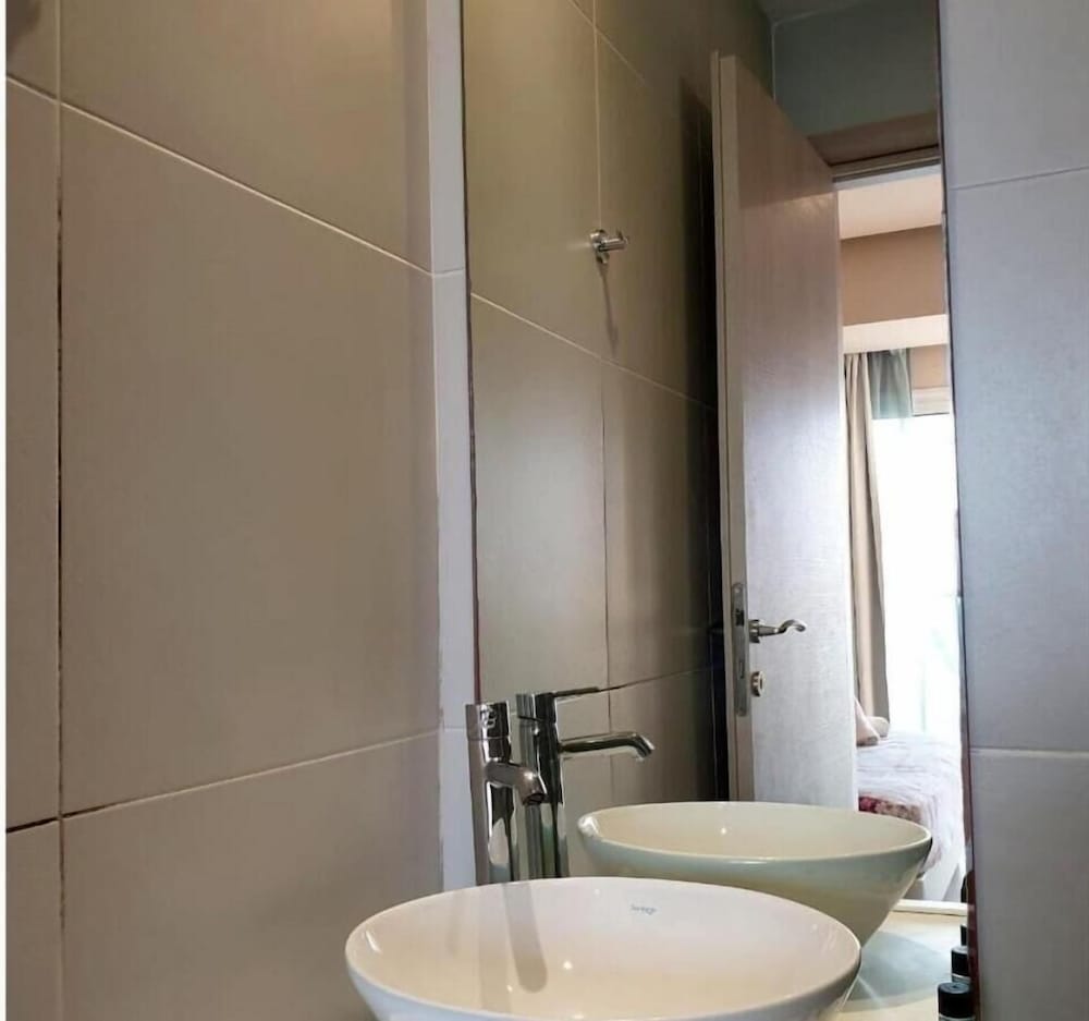 Saradari Beach Hotel 49/50