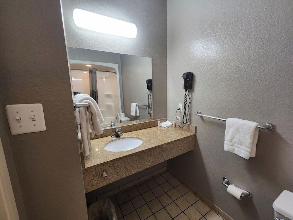 Motel6 Biloxi, MS - Beach 58/60
