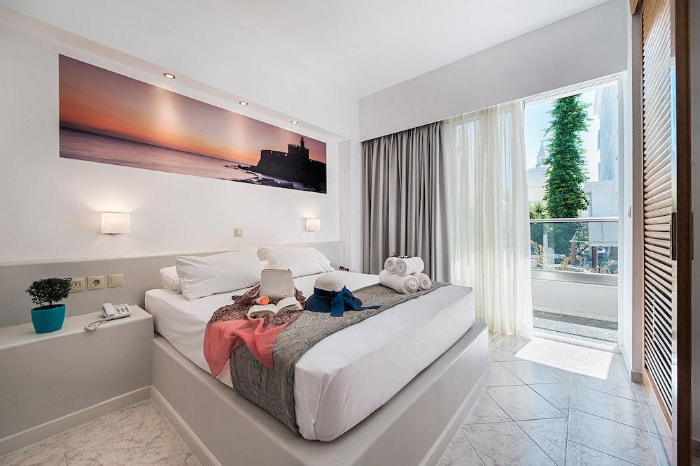 Esperia City Hotel 12/50