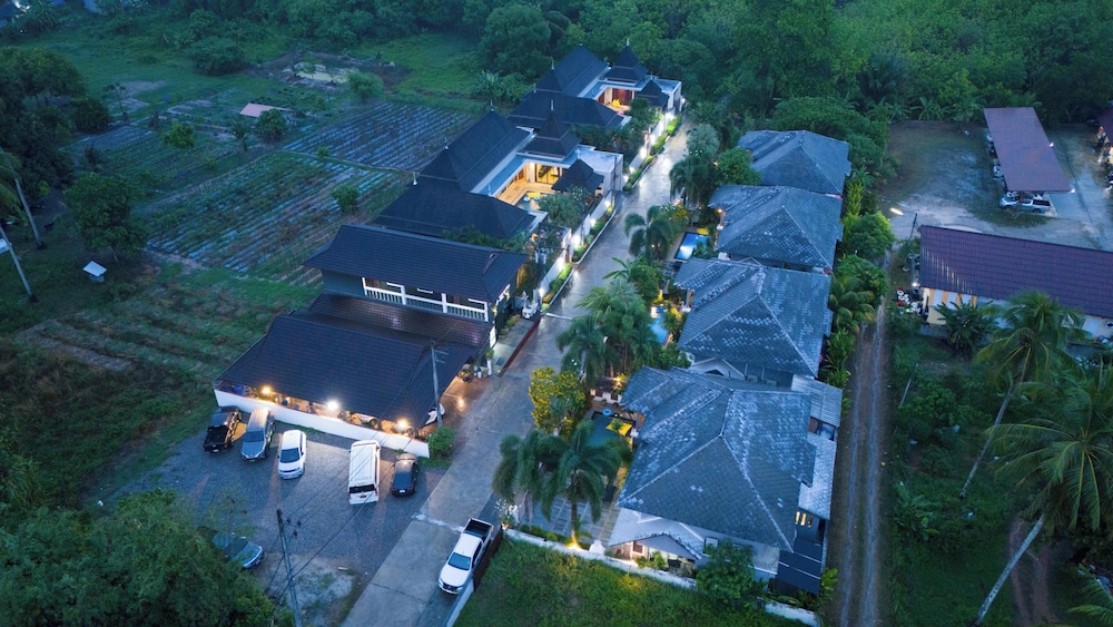 Narintara Villas 37/40