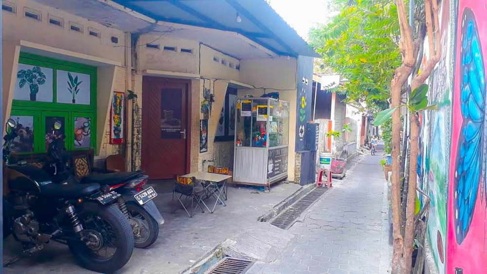 Losmen 2000 tiga malioboro 16/19