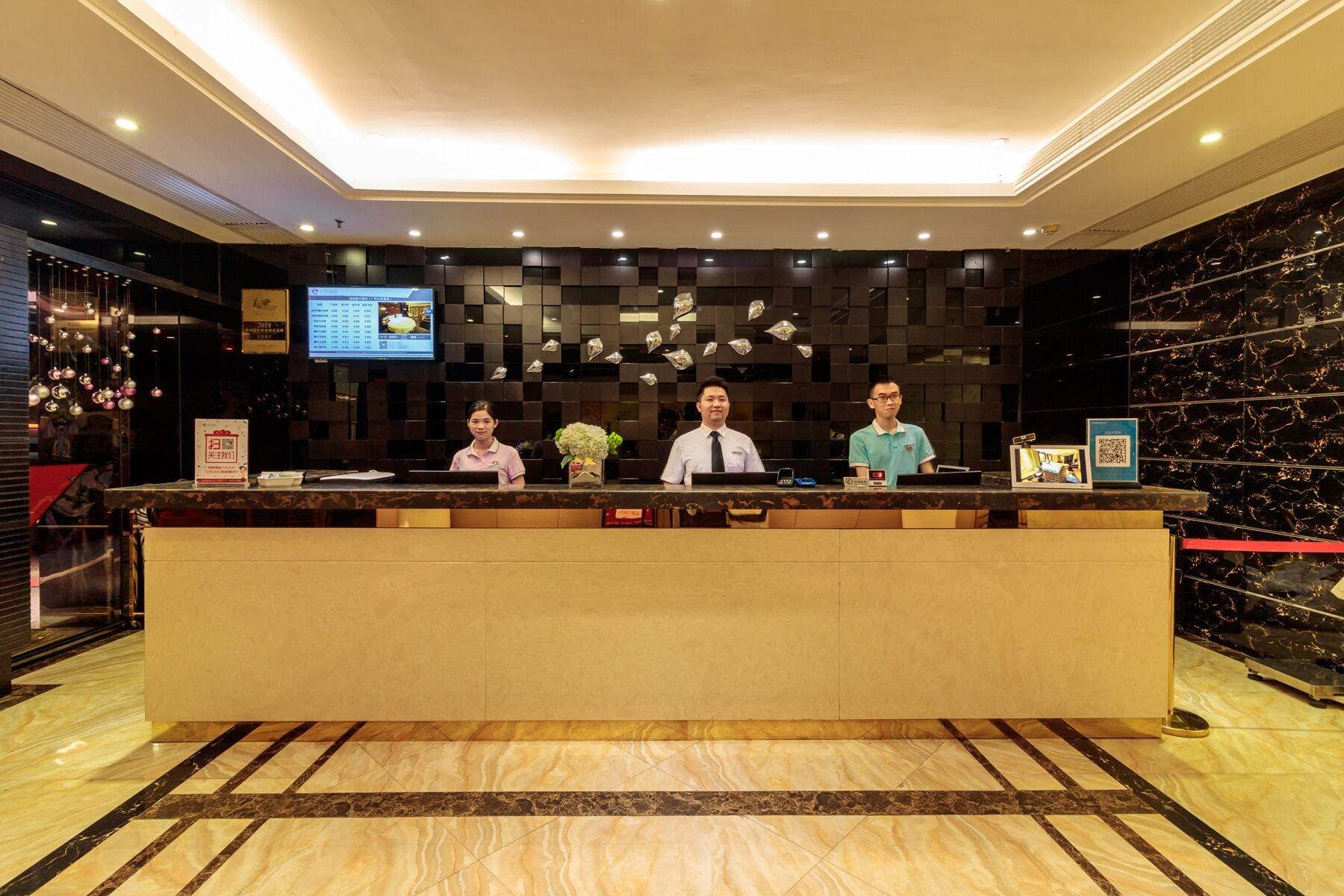 Vienna Hotel (Guangzhou Beijing Road Pedestrian Street Big Buddha Temple) 5/38