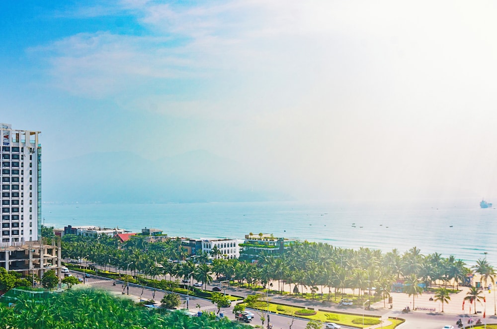 Pavilion Hotel Da Nang 71/77