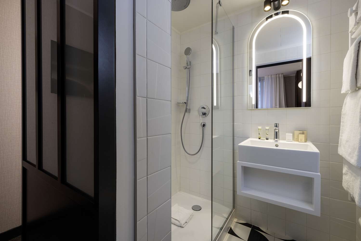 Best Western Plus Bretagne Montparnasse 44/44