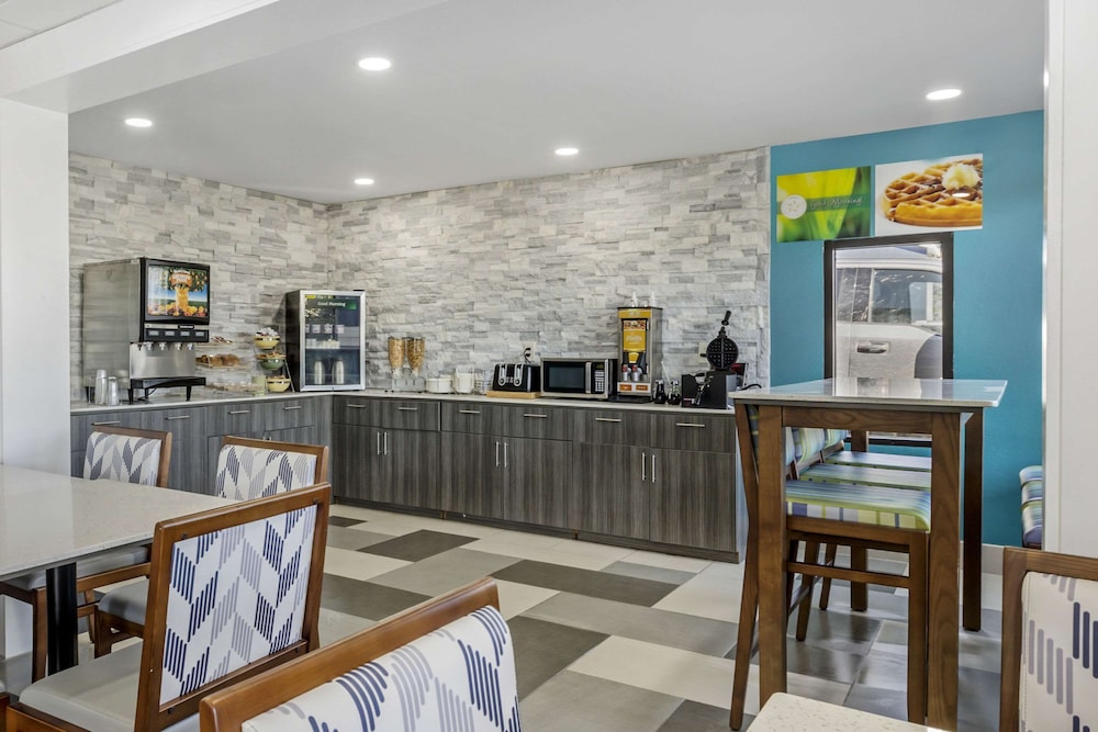 Quality Inn Newberry 16/33