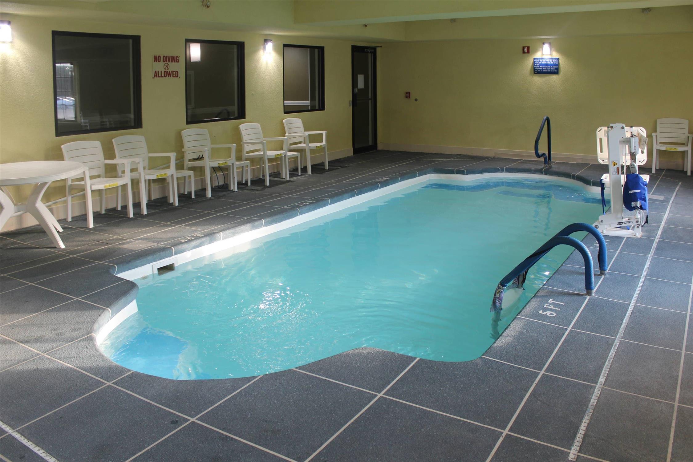 Quality Inn North Vernon near Hwy 50 20/33