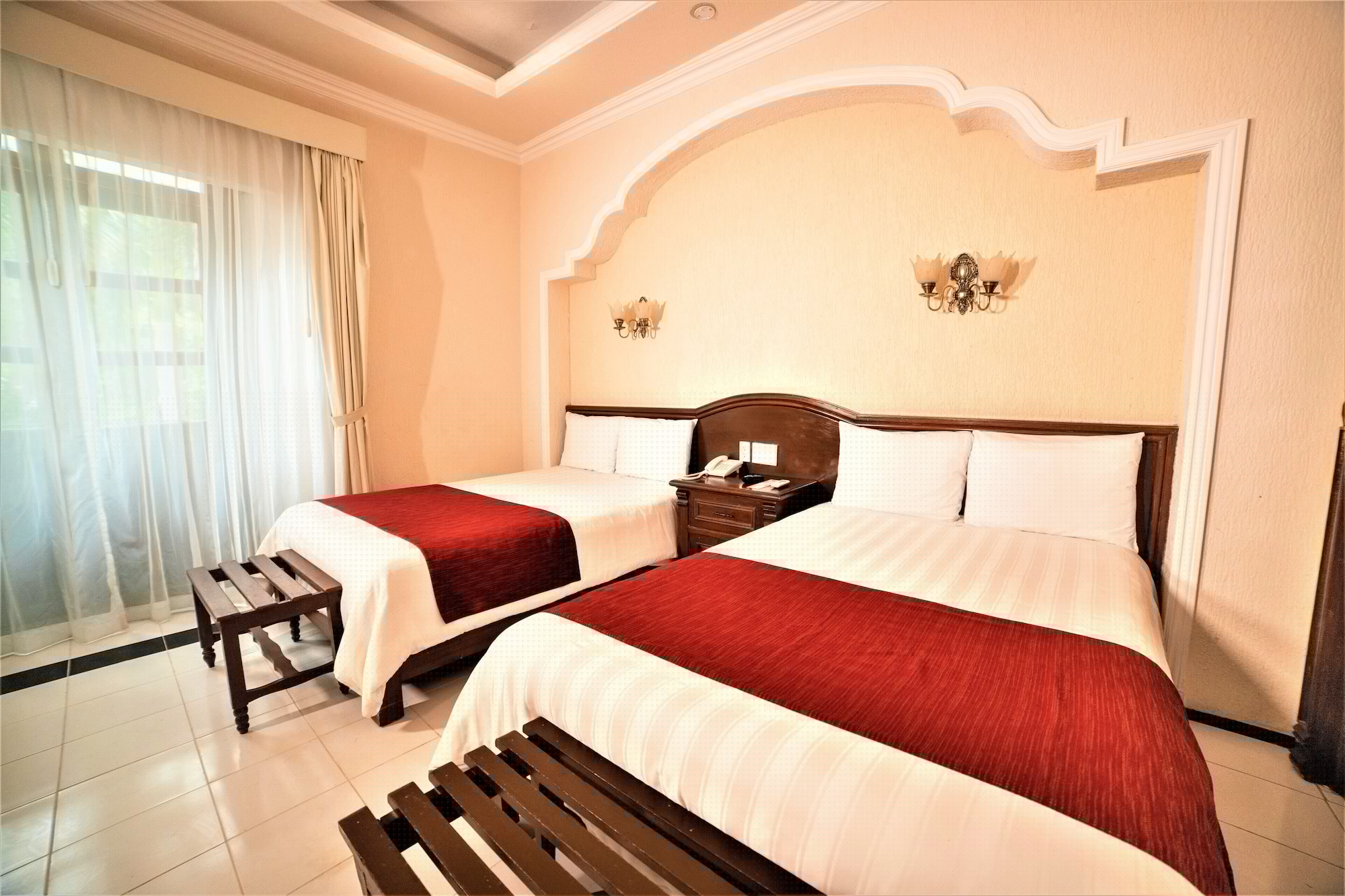 SUPERIOR, DOUBLE BED