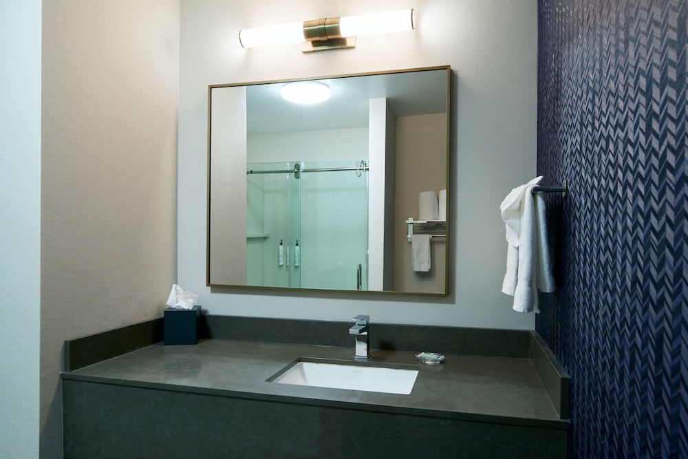Fairfield Inn And Suites San Bernardino 46/47