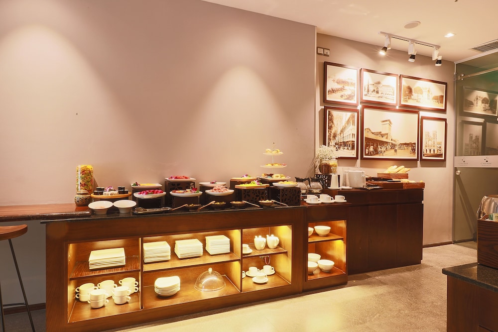 Cherry Boutique Hotel 13/50