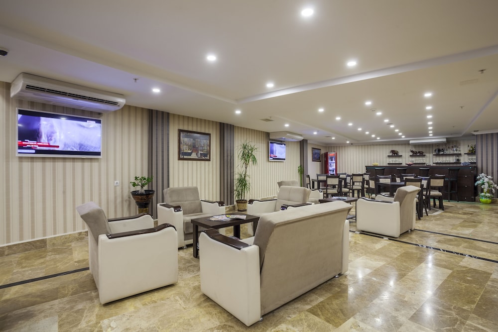 AYHAN HOTEL 36/41
