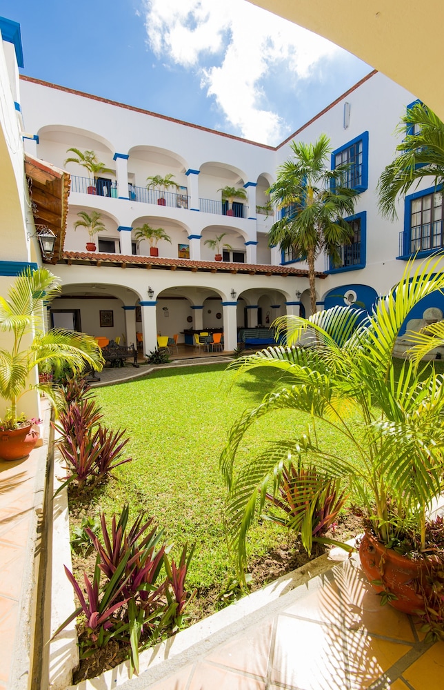 Hotel Azul Sirena 12/56