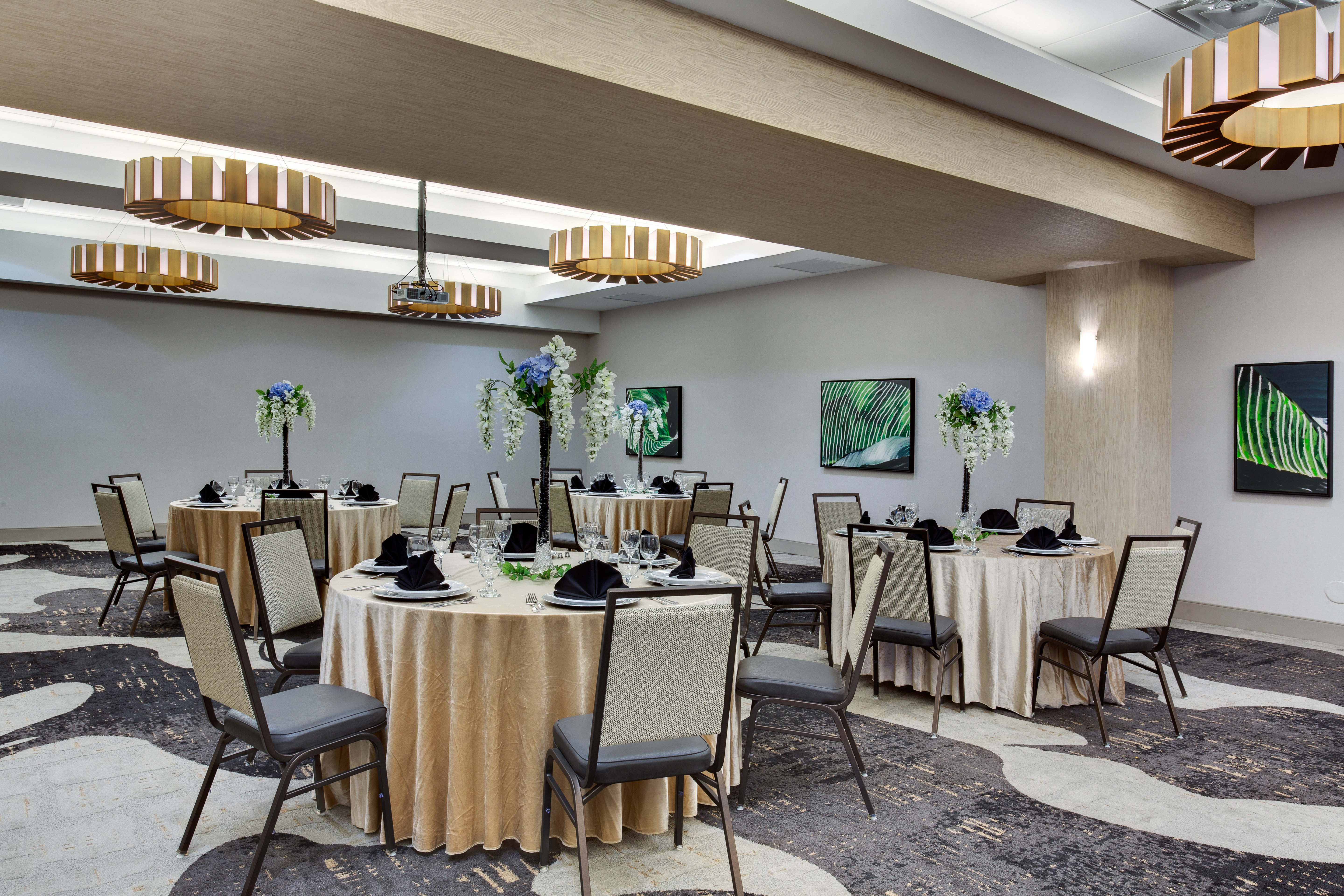 Crowne Plaza Fort Lauderdale Airport Cruise Port 51/61