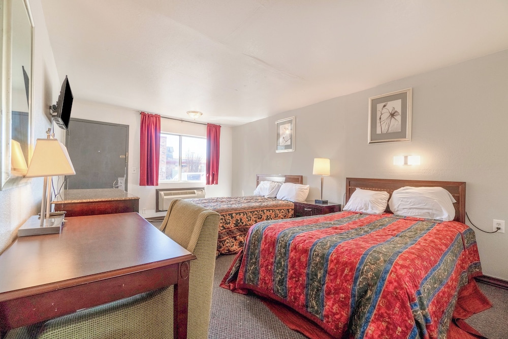 4 Full Beds
