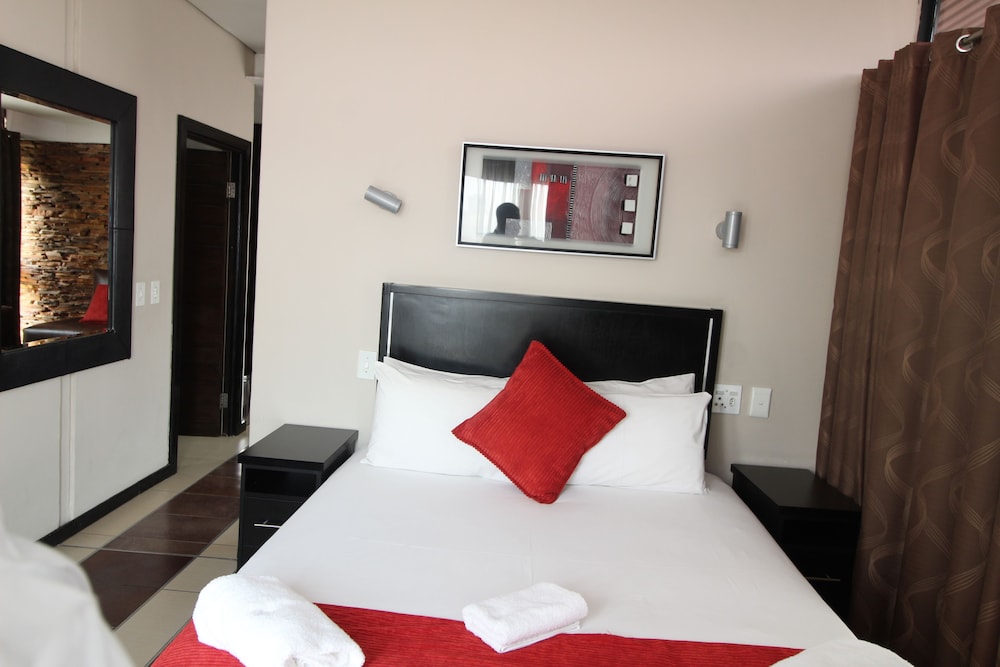 2 BEDROOMS, FAMILY