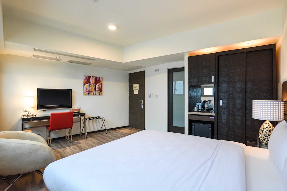 Jih Lih Hotel 15/38