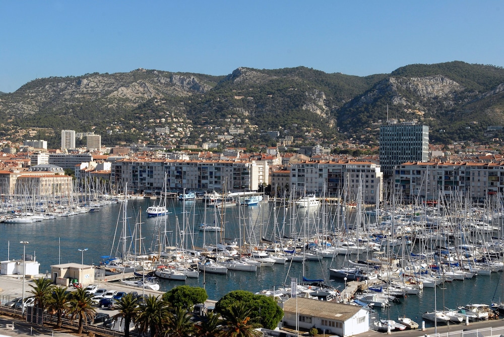 ibis Toulon La Seyne Sur Mer 32/71