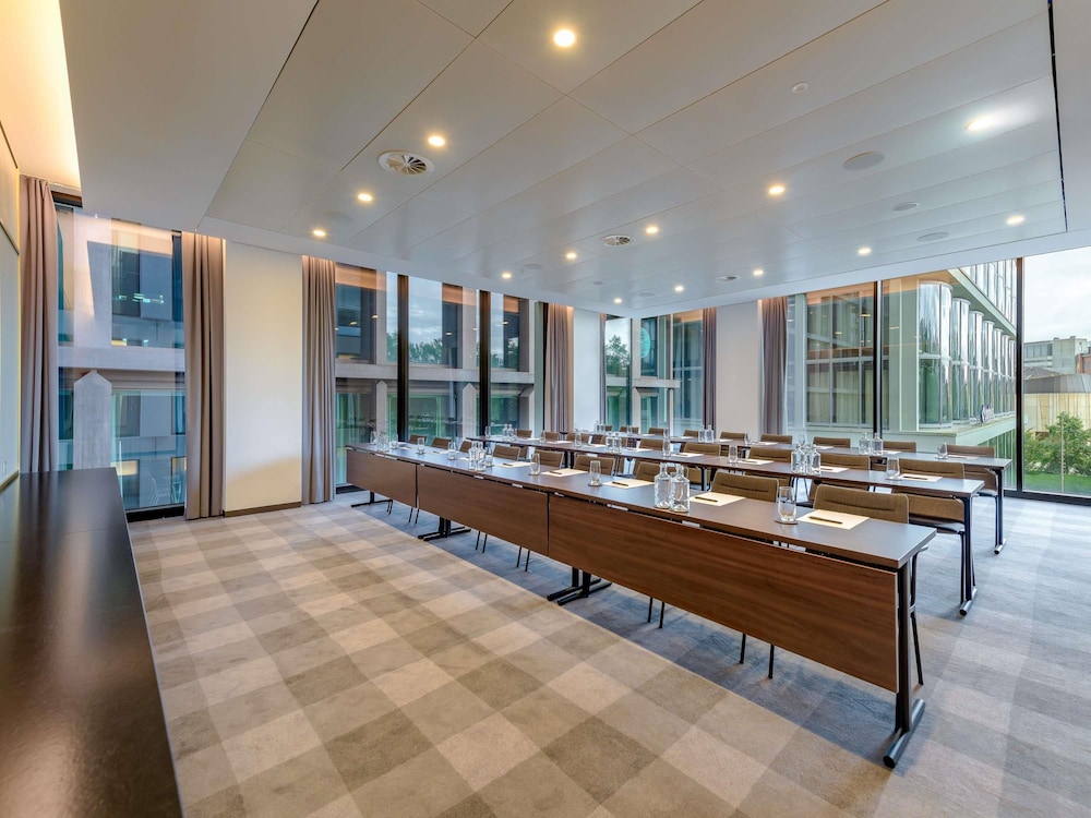 Movenpick Hotel Basel 35/70