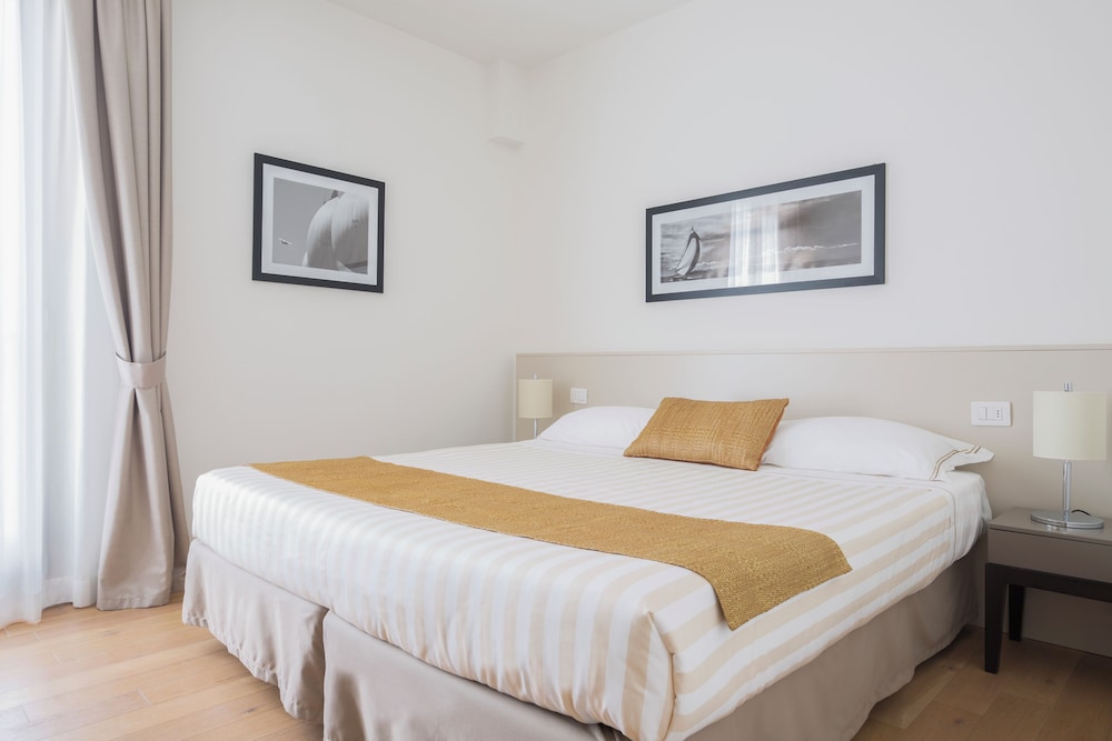 RESORT BAIA SCARLINO 21/75